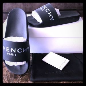 Authentic Givenchy Rubber Logo Slides 38 Euro